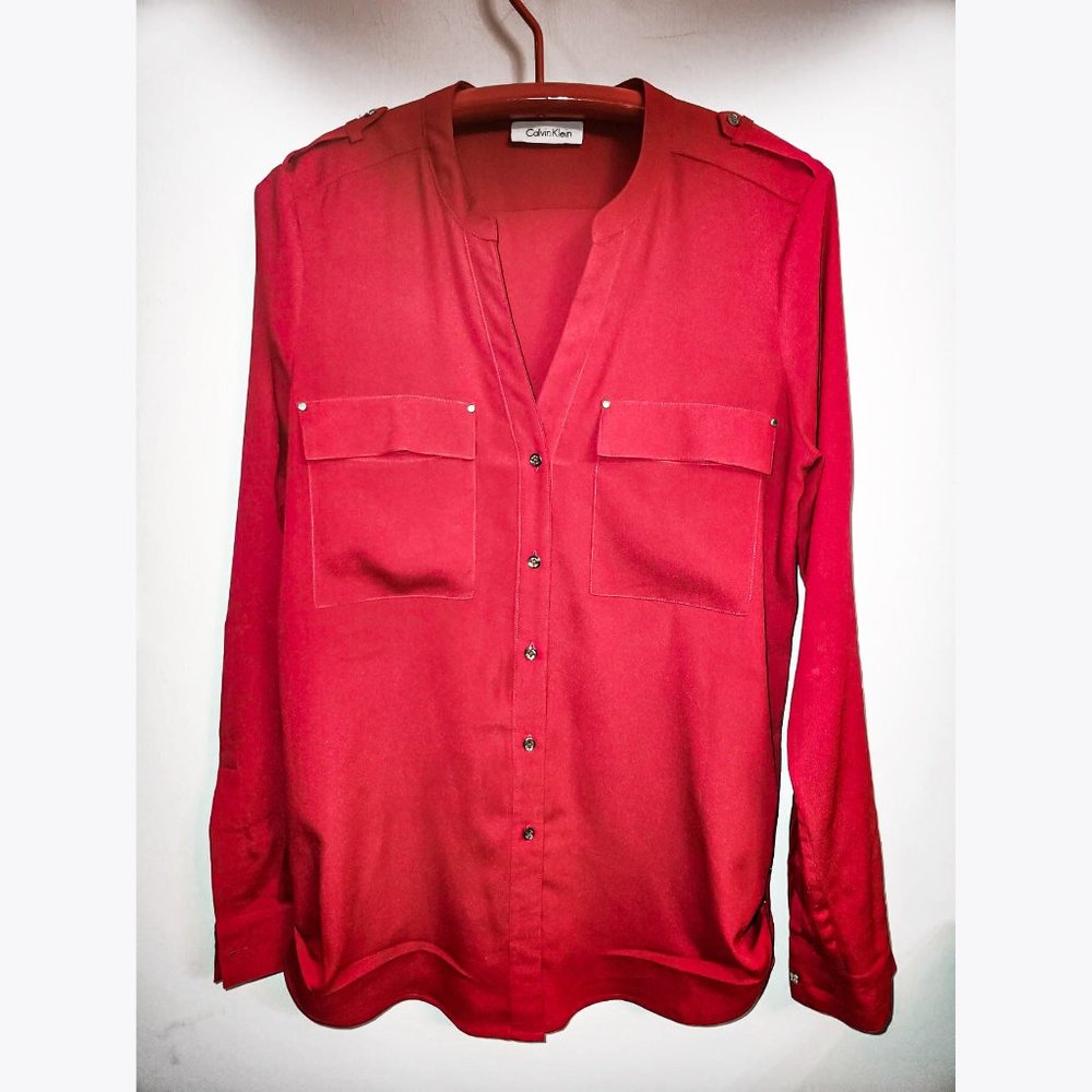EUC, Calvin Klein lightweight red women's button up long-sleeve shirt, Sz. 8